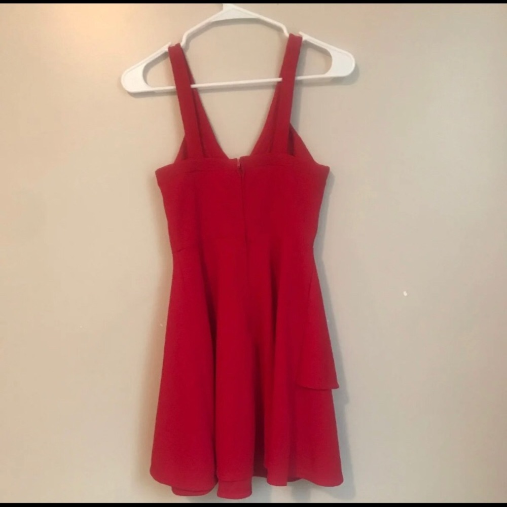 Red Dress - Picture 3 of 4